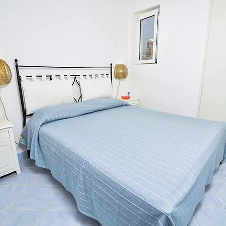 Holiday home Solemareponza Casa Bianca A Mare